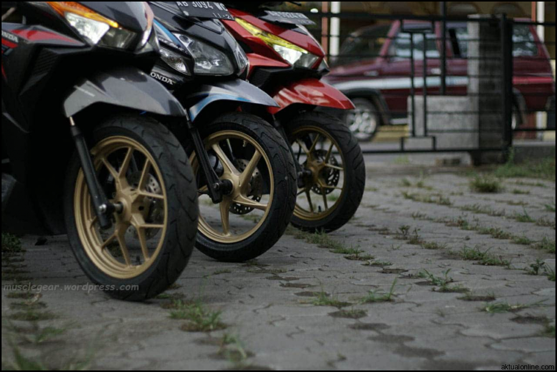 Warna Velg Yang Cocok Untuk Motor Hitam Doff Terbaru